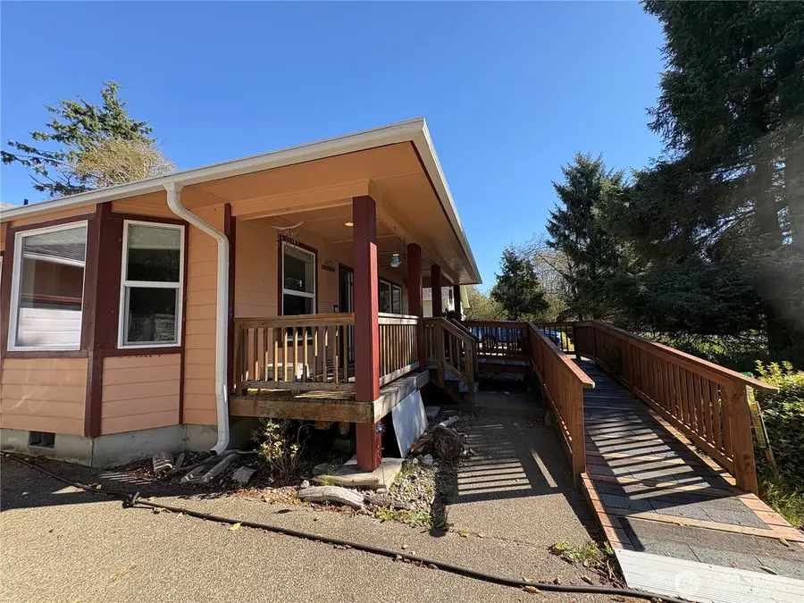 974 Mount Olympus Avenue Se, Ocean Shores, WA 98569 - #3