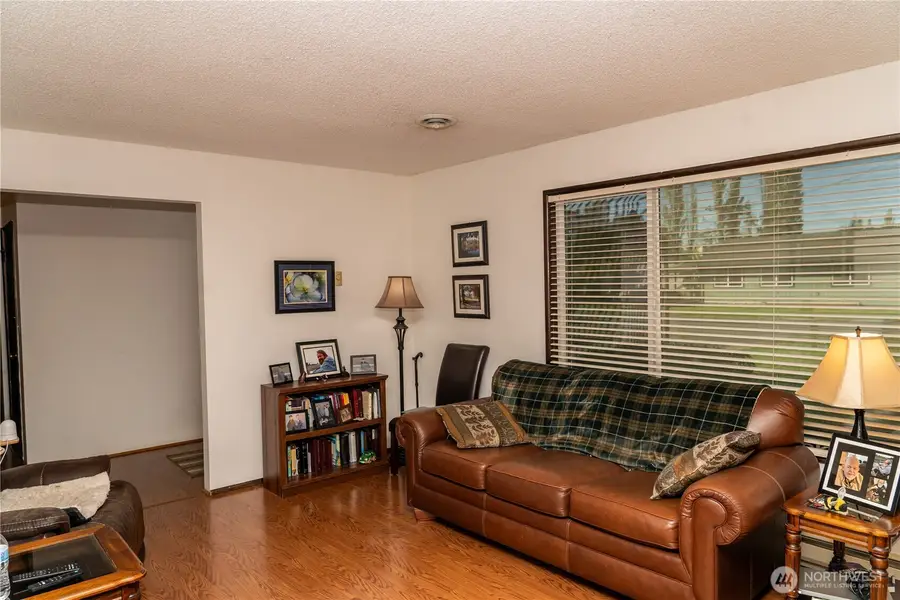 1020 33rd Avenue, Longview, WA 98632 - #3