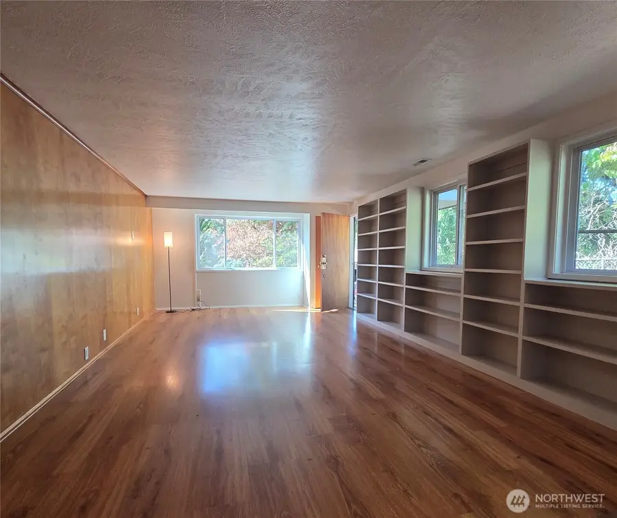 326 Milroy Avenue Nw, Olympia, WA 98502 - #2