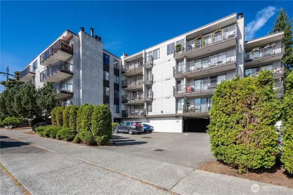 550 Aloha Street #201, Seattle, WA 98109