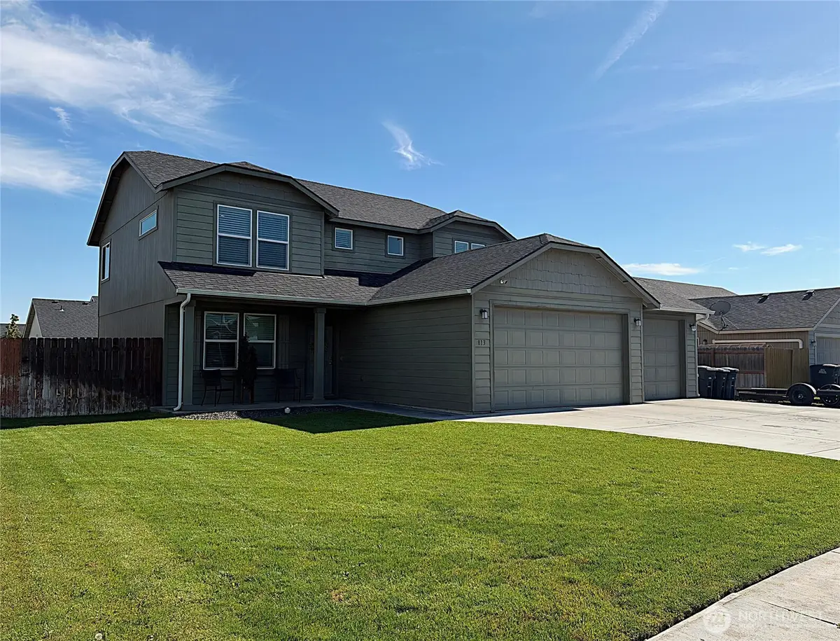 813 S Lakeland Drive, Moses Lake, WA 98837 - #1