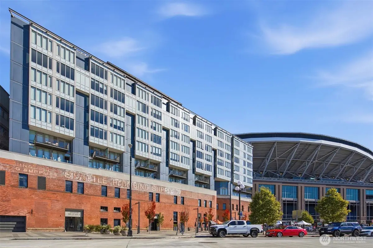 590 1st Avenue S #604, Seattle, WA 98104 - #1