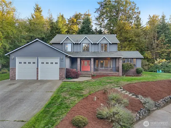 721 N West Camano Drive, Camano Island, WA 98282