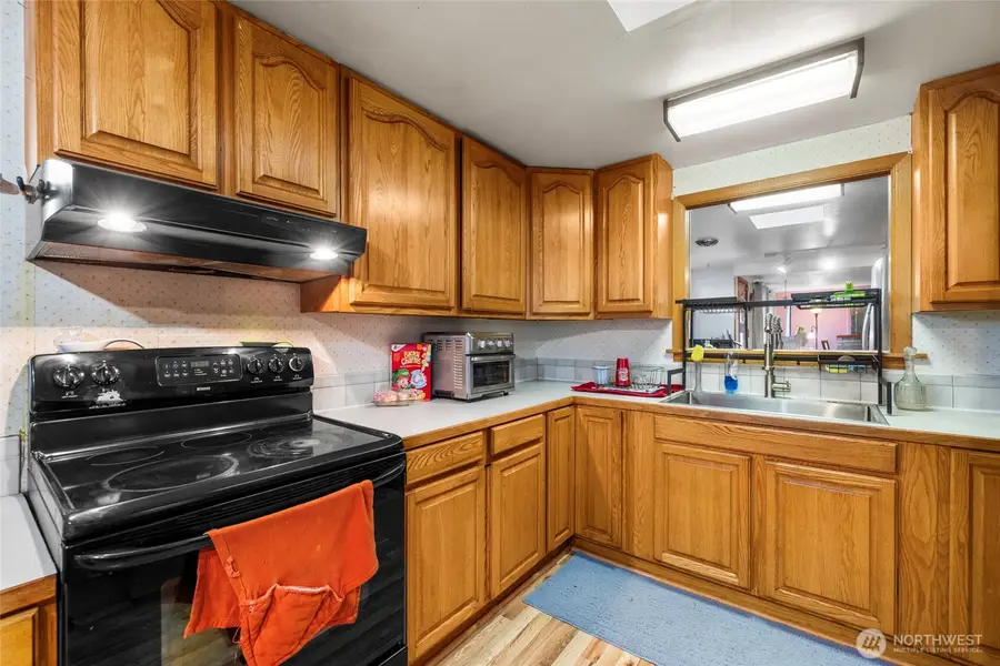 723 SE 6th Avenue, Oak Harbor, WA 98277 - #3