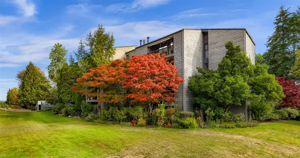 6479 NE 137th Avenue Ne #366, Redmond, WA 98052