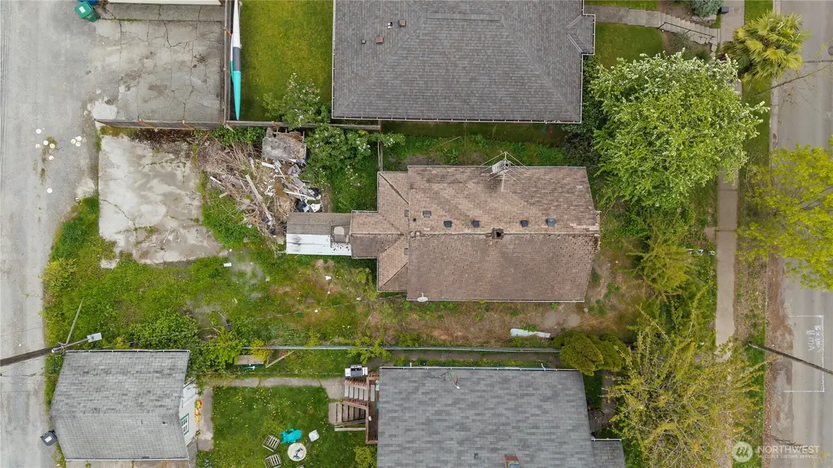4724 25th Ave Sw, Seattle, WA 98106 - #1