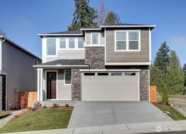 27652 39th Court S #8, Auburn, WA 98001