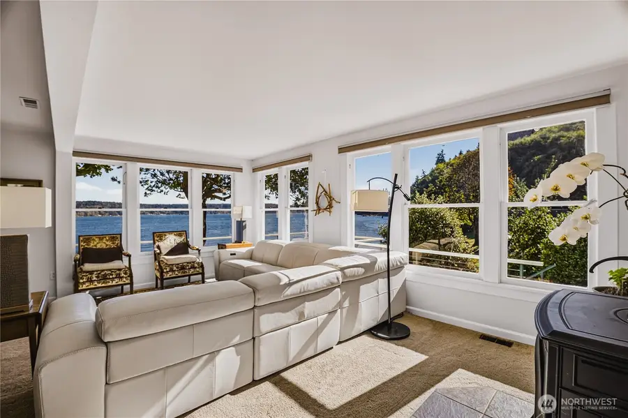 1231 Maplewood Beach Dr, Gig Harbor, WA 98332 - #2