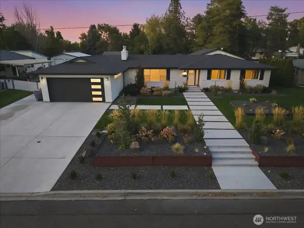 66 Park Street, Richland, WA 99354