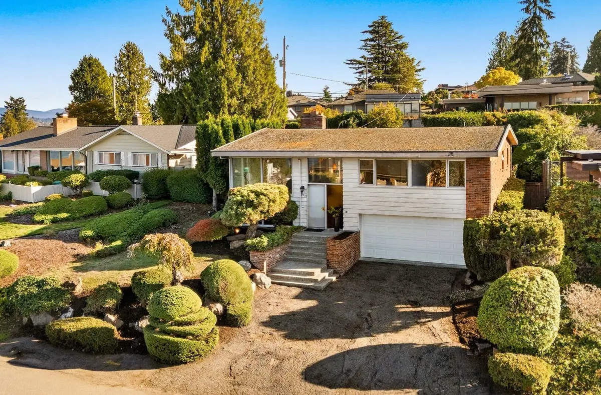 7039 S Lakeridge Drive, Seattle, WA 98178 - #1