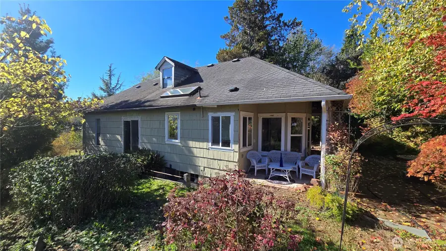 354 Royer Street, Acme, WA 98220 - #2