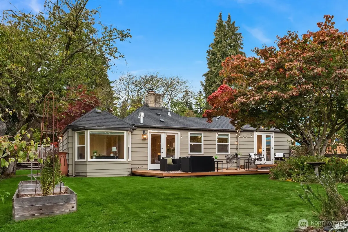 10944 23rd Avenue Ne, Seattle, WA 98125 - #1