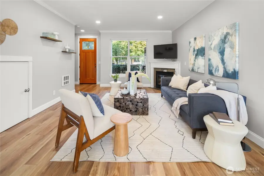 3133 SW Raymond Street, Seattle, WA 98126 - #2