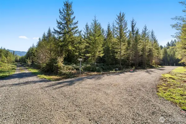 115 Barton Way #4, Ariel, WA 98603
