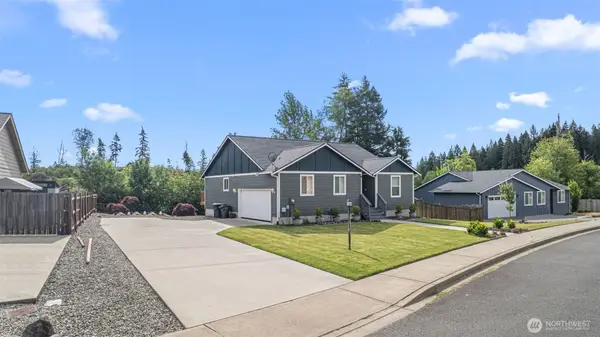 905 Cody Street Se, Rainier, WA 98576