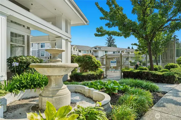 2244 132nd Avenue Se #B208, Bellevue, WA 98005