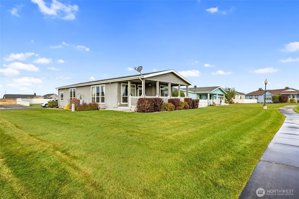 1701 E Burr Avenue #32, Moses Lake, WA 98837 - #1