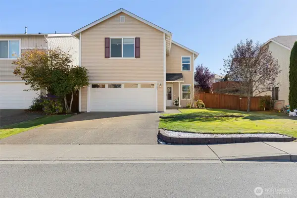 2459 SW Siskin Circle, Port Orchard, WA 98367