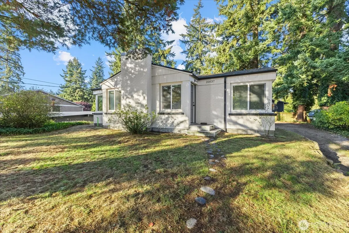 20037 15th Avenue Ne, Shoreline, WA 98155 - #1