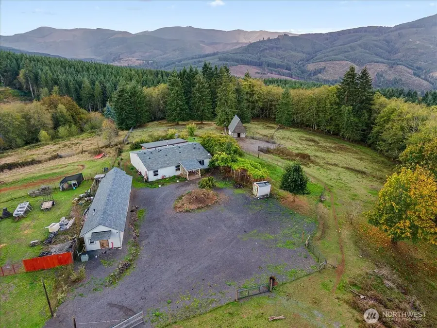 424 Maranatha Road, Kelso, WA 98626 - #2