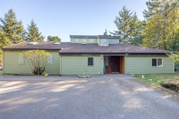 338 Hunt Road, Port Angeles, WA 98363