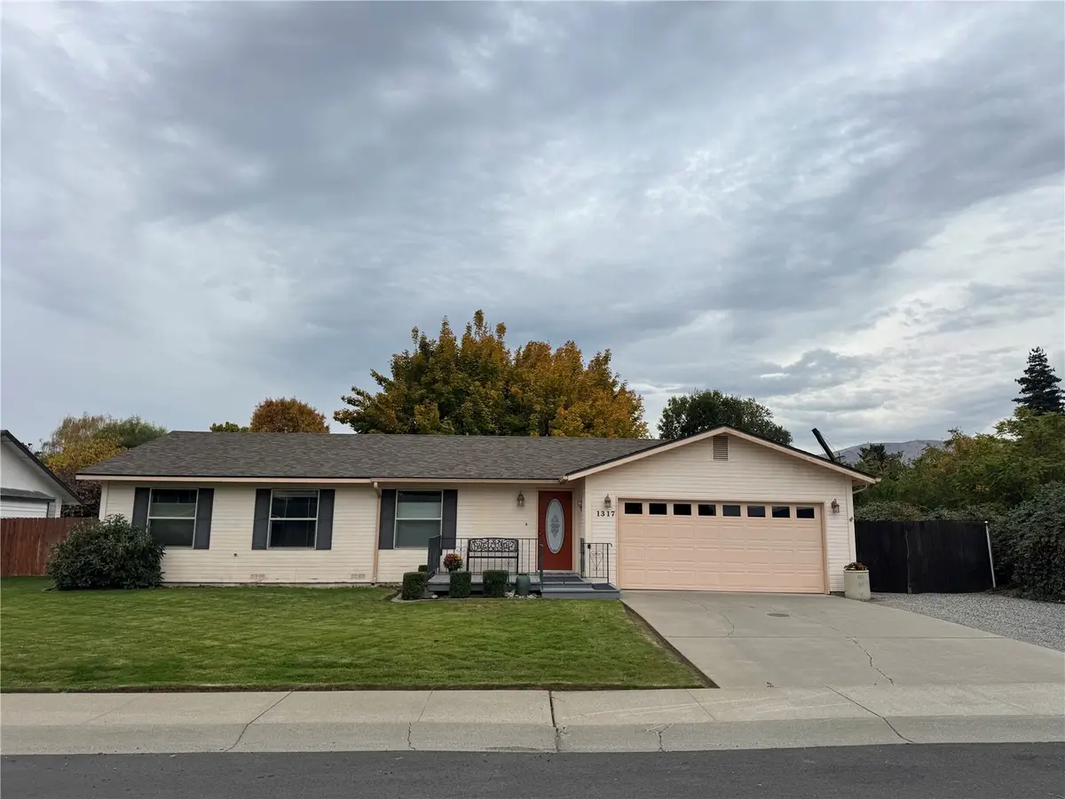 1317 Welch Avenue, Wenatchee, WA 98801 - #1