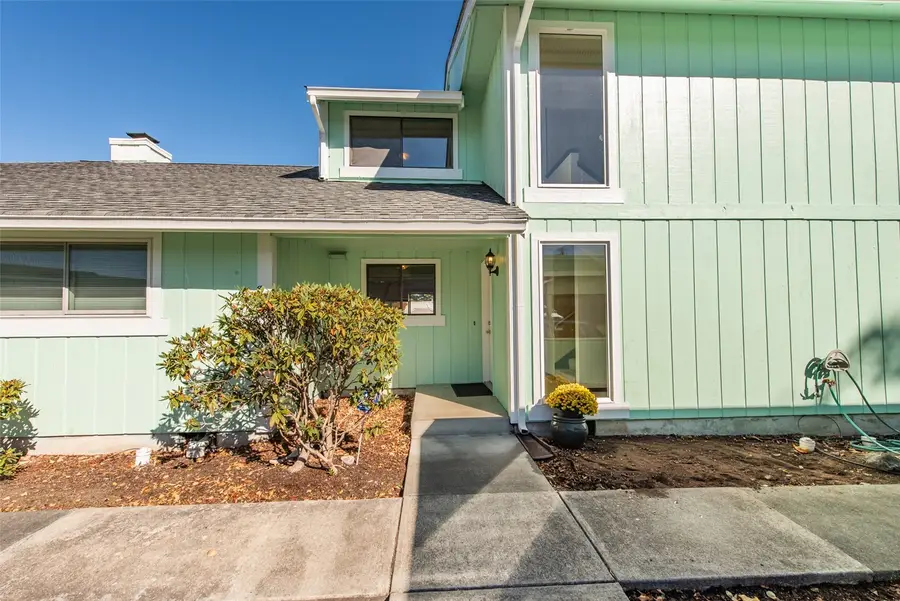 834 N Canterbury Court #303, Sequim, WA 98382 - #3