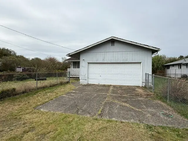 1621 Harding Road, Aberdeen, WA 98520 - #2