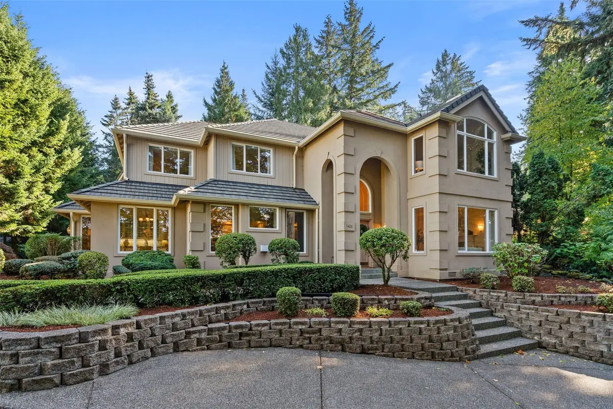 5426 Lake Washington Boulevard Se, Bellevue, WA 98006 - #1