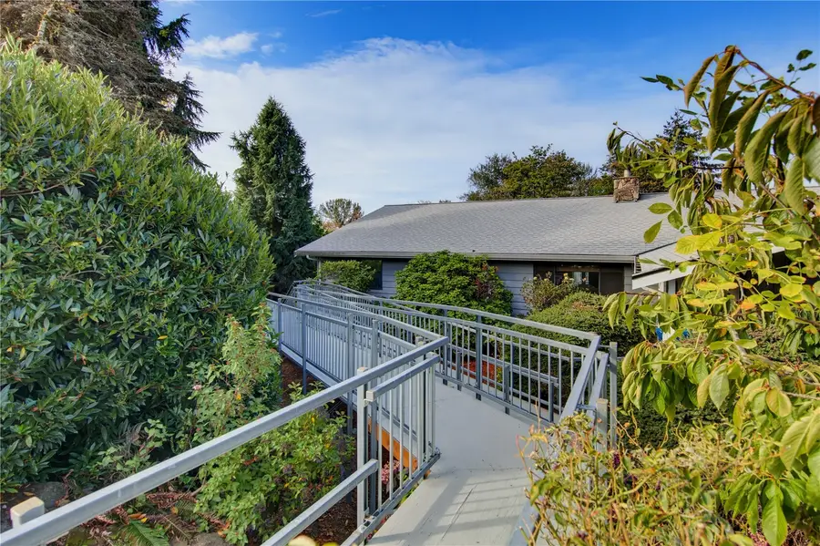755 Alvord Avenue N, Kent, WA 98031 - #2