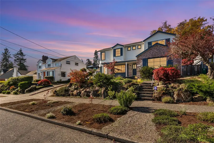 3027 38th Avenue W, Seattle, WA 98199 - #2