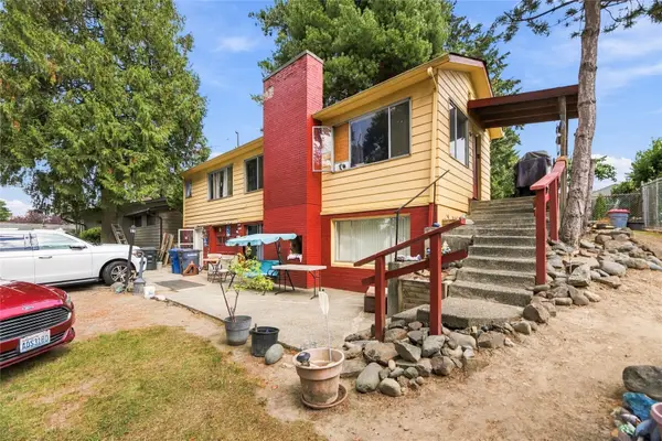 17330 32nd Avenue S, SeaTac, WA 98188
