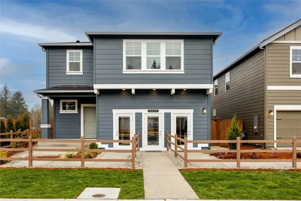 4009 Hyde Loop Ne #121, Olympia, WA 98506