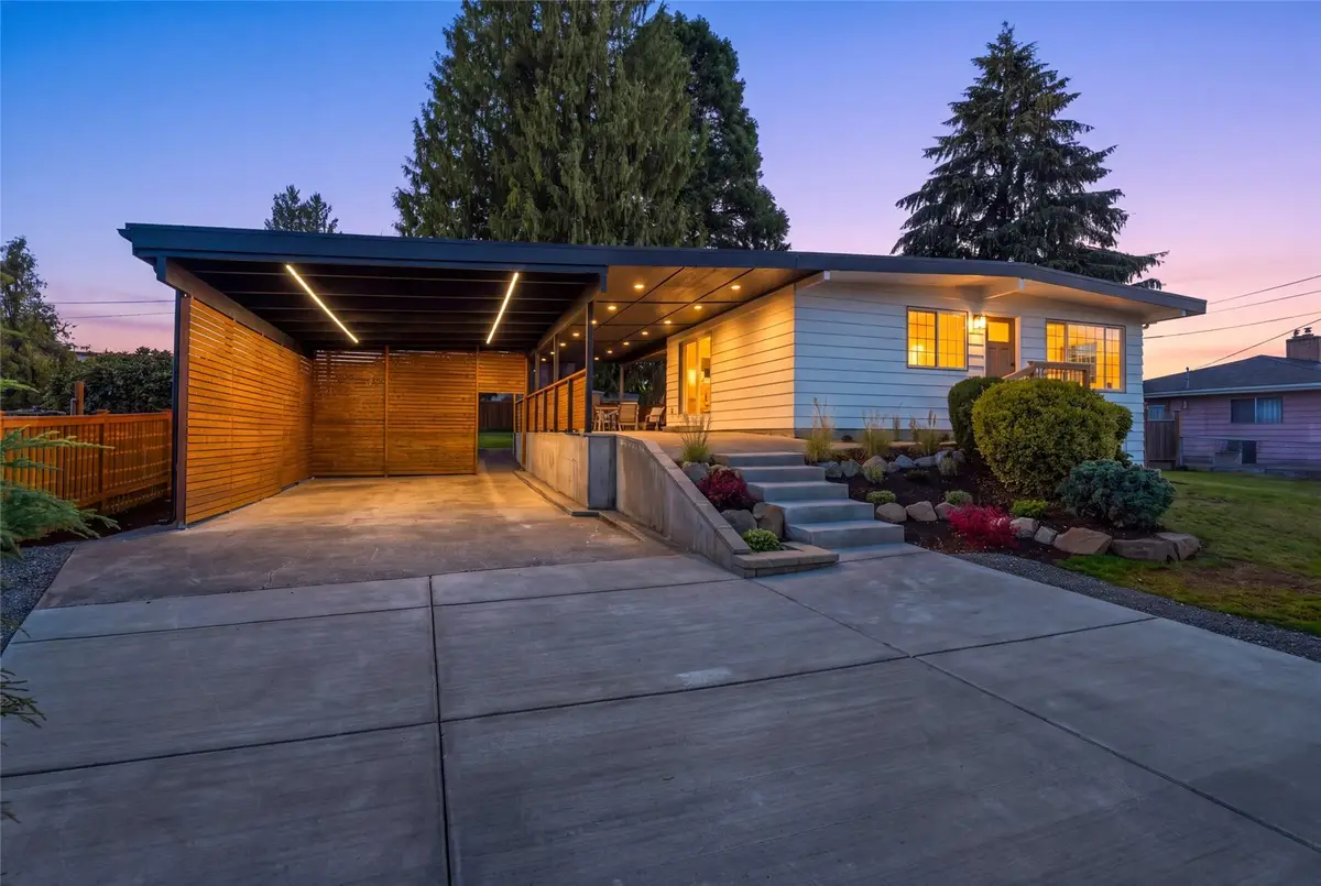 17028 Larch Way, Lynnwood, WA 98037 - #1