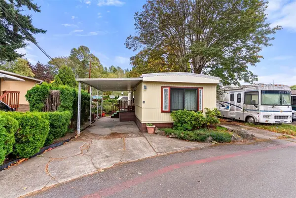 2424 S 260th Street #36, Kent, WA 98032