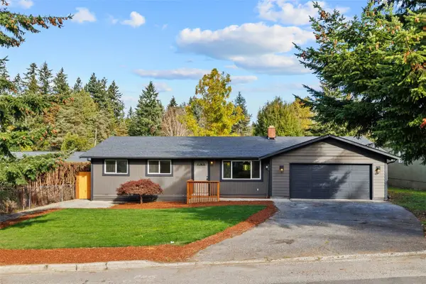12418 SE 202nd Place, Kent, WA 98031