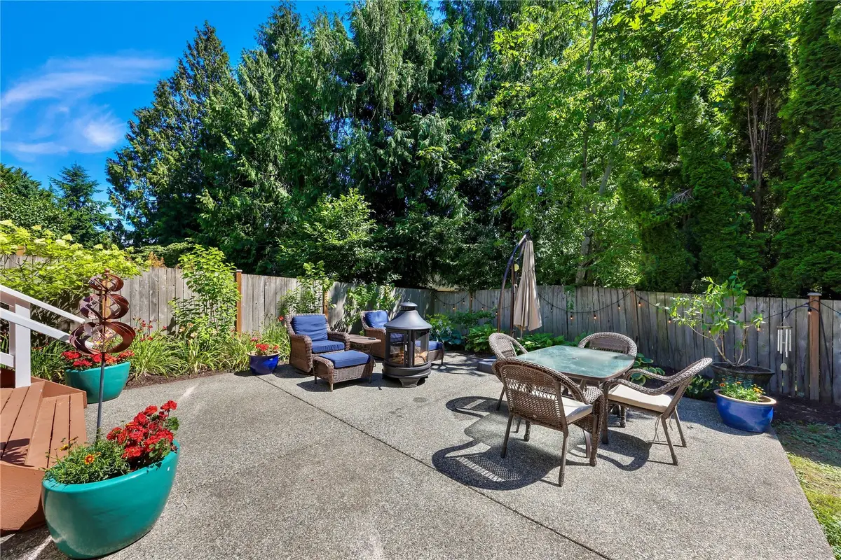 22209 NE 11th Place, Sammamish, WA 98074 - #1