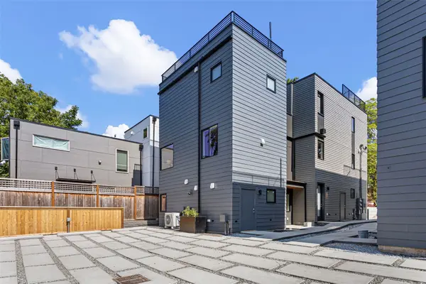 8037 Wallingford Avenue N #B, Seattle, WA 98103