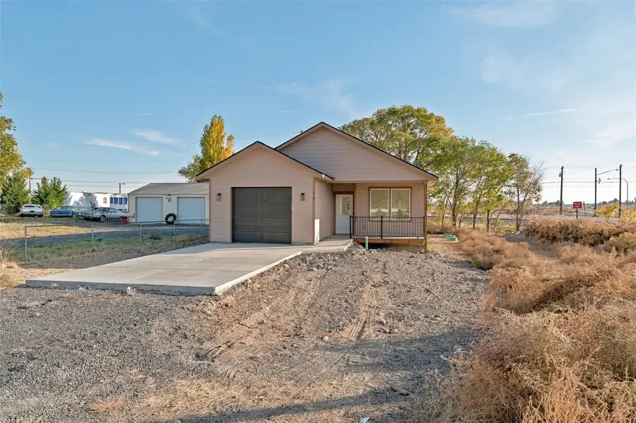 419 S 5th Avenue, Soap Lake, WA 98851 - #2