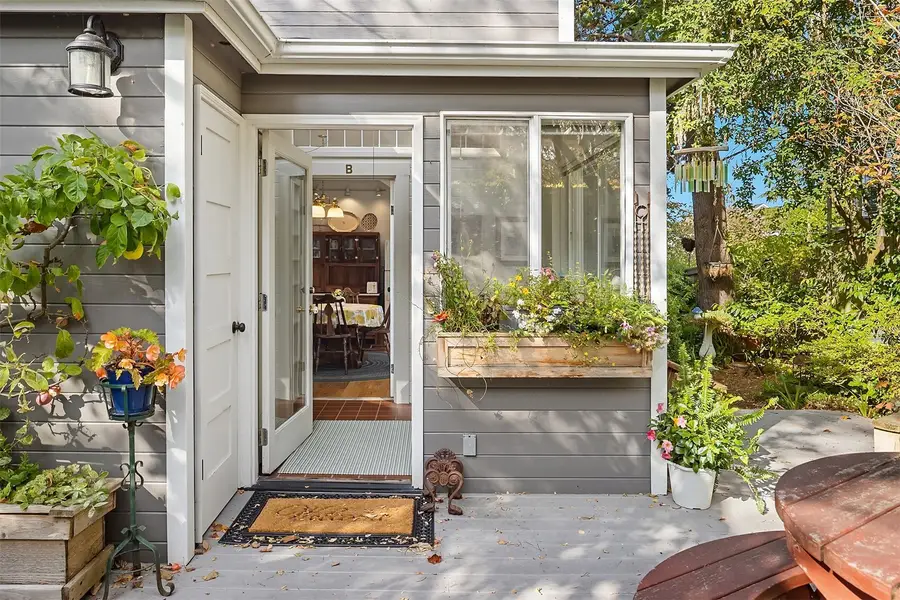 522 Dayton Street, Edmonds, WA 98020 - #3
