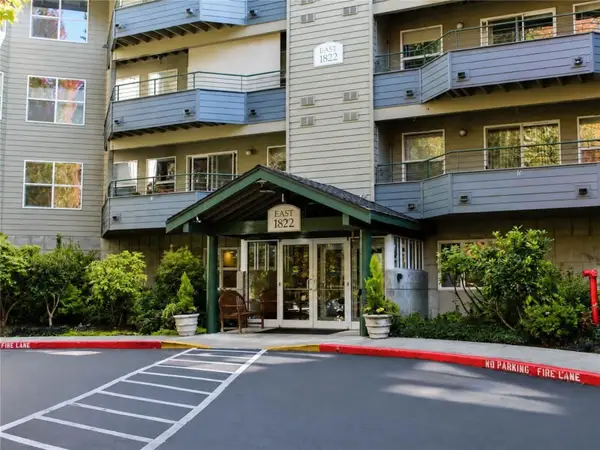 1822 152nd Avenue Ne #E113, Bellevue, WA 98007