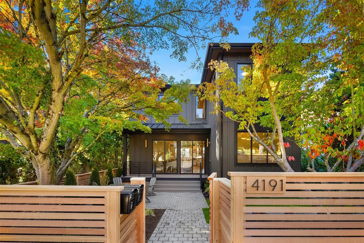 4191 42nd Avenue Ne, Seattle, WA 98105 - #1