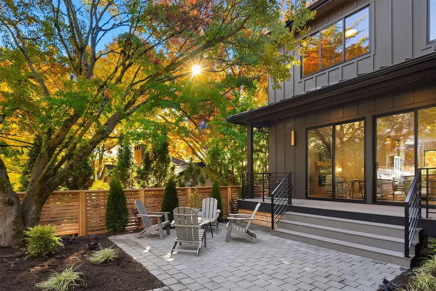 4191 42nd Avenue Ne, Seattle, WA 98105 - #3