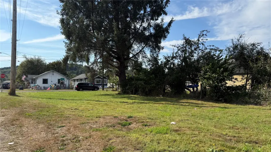711 Queen, Hoquiam, WA 98550 - #3