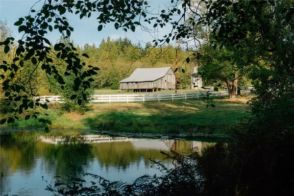 18650 Noll Road Ne, Poulsbo, WA 98370