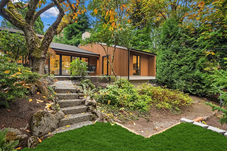 7775 Shore Lane, Mercer Island, WA 98040 - #2