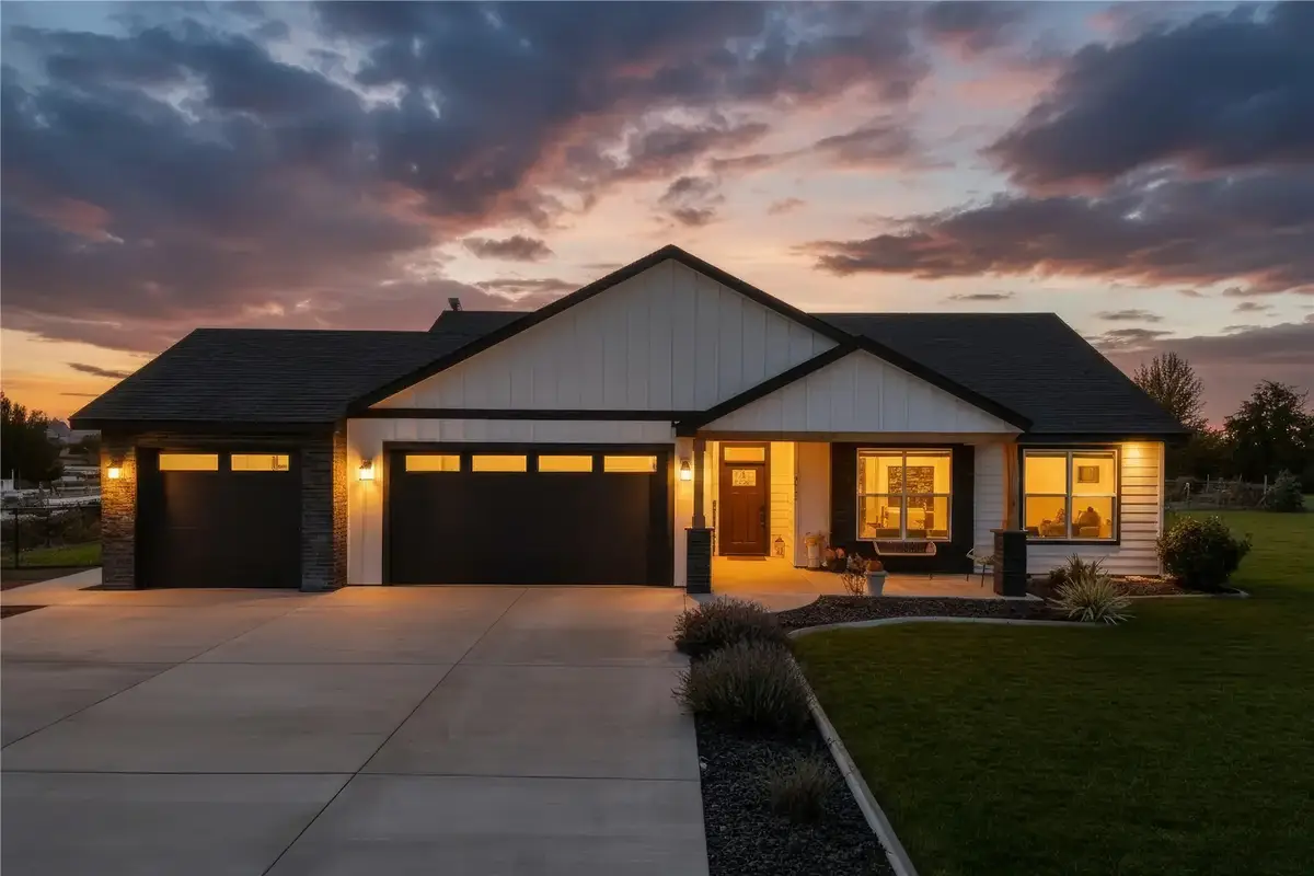 8040 Olin Court, Pasco, WA 99301 - #1