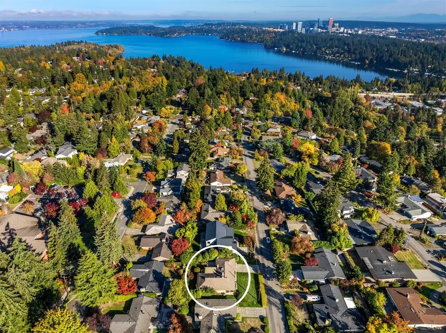 4127 93rd Avenue Se, Mercer Island, WA 98040 - #2