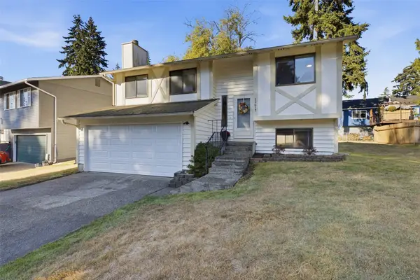 33417 40th Avenue Sw, Federal Way, WA 98023