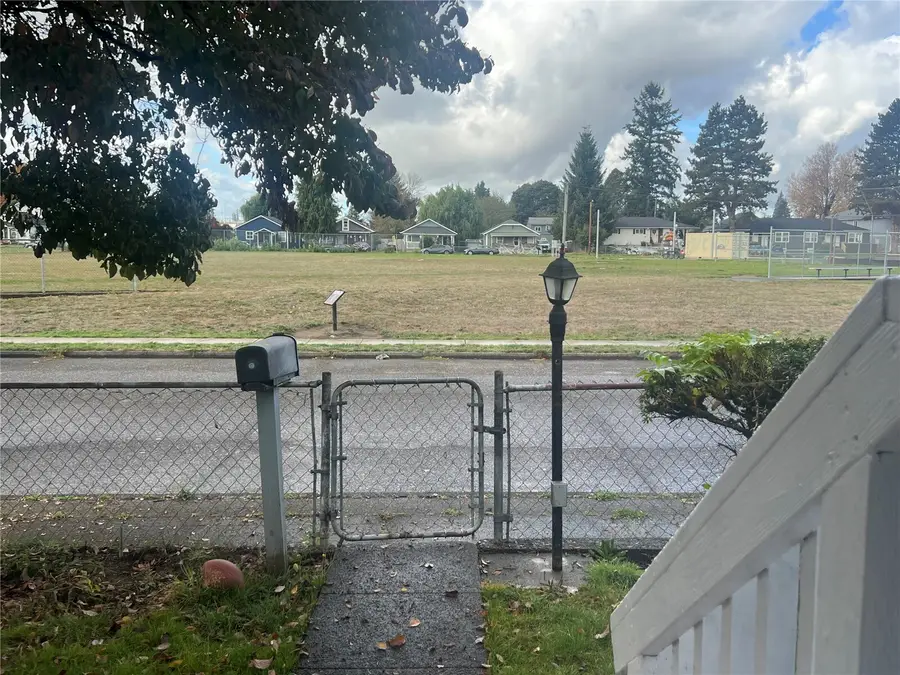 264 21st Street, Longview, WA 98632 - #3